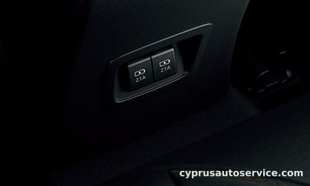TOYOTA COROLLA HYBRID WxB