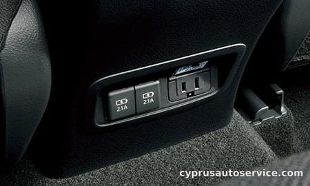 TOYOTA COROLLA HYBRID WxB
