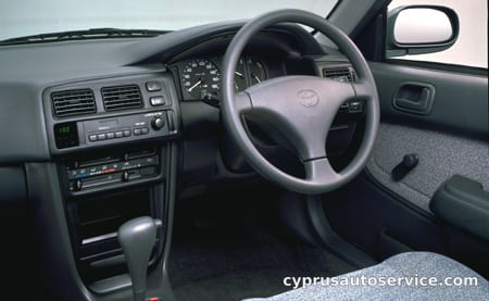 TOYOTA COROLLA XE SALOON