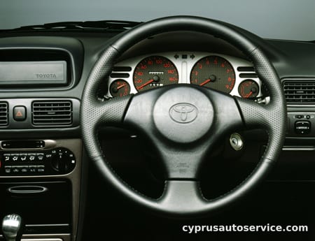 TOYOTA COROLLA XE SALOON