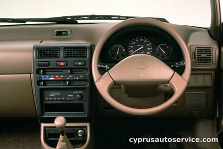 TOYOTA STARLET S
