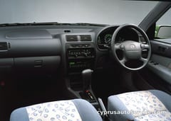 TOYOTA STARLET