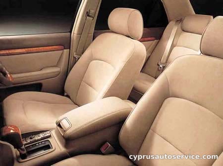 TOYOTA PROGRES NC250 FOUR WALNUT PACKAGE