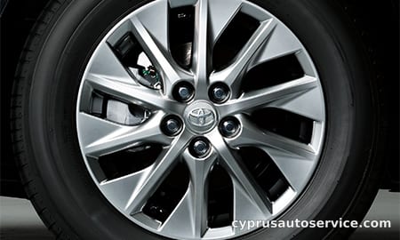 TOYOTA PRIUS PHV S