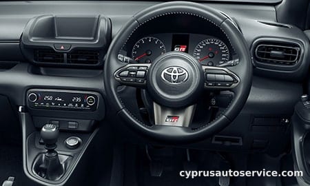 TOYOTA GR YARIS RC