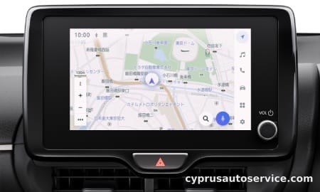TOYOTA YARIS HYBRID U