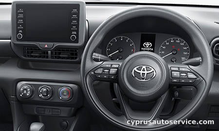TOYOTA YARIS X
