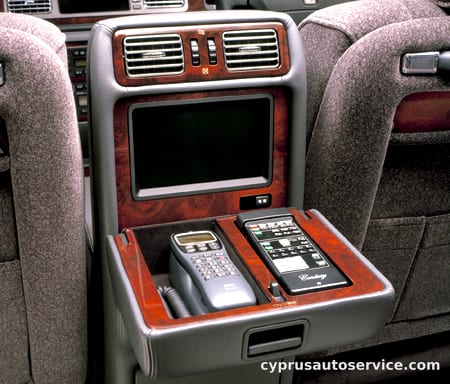 TOYOTA CENTURY STANDARD MODEL