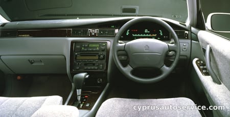 TOYOTA CROWN MAJESTA E TYPE