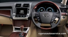 TOYOTA CROWN MAJESTA