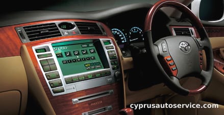 TOYOTA CROWN MAJESTA A TYPE