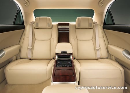 TOYOTA CROWN MAJESTA C TYPE