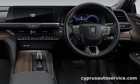 TOYOTA CROWN Z