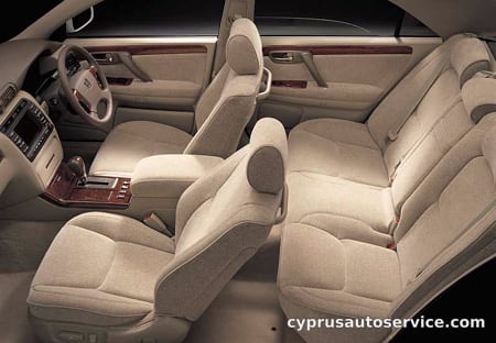 TOYOTA CROWN ROYAL SALOON G