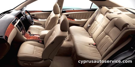 TOYOTA CROWN ROYAL SALOON G