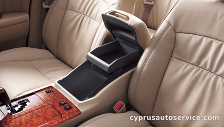 TOYOTA CROWN ROYAL EXTRA