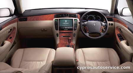 TOYOTA CROWN ROYAL EXTRA