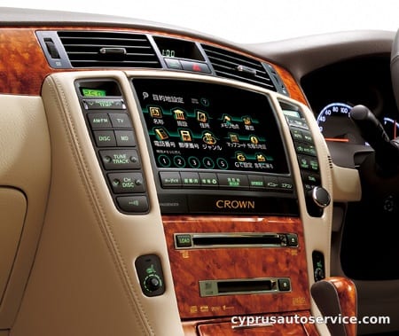 TOYOTA CROWN ROYAL EXTRA I-FOUR Q PACKAGE 60TH SPECIAL EDITION