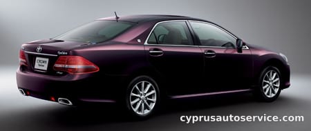 TOYOTA CROWN ROYAL SALOON NAVI PACKAGE