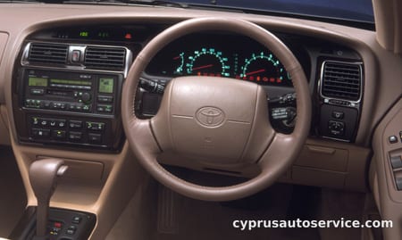 TOYOTA AVALON 3.0