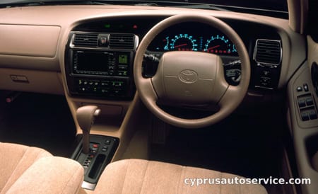 TOYOTA AVALON 3.0 G