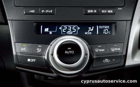TOYOTA PRIUS ALPHA G TOURING SELECTION