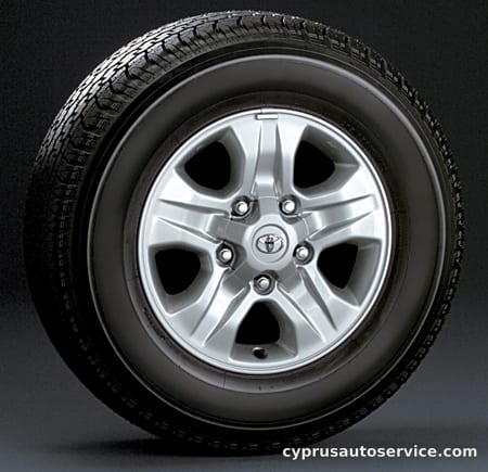 TOYOTA LAND CRUISER 100 VX LIMITED