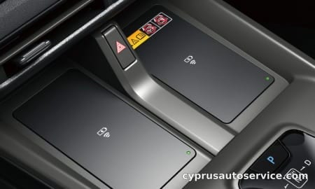 TOYOTA BZ4X TOURING Z
