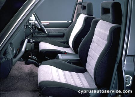 TOYOTA LAND CRUISER 60 GX