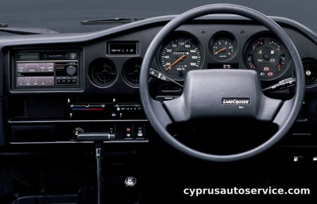 TOYOTA LAND CRUISER 60 GX
