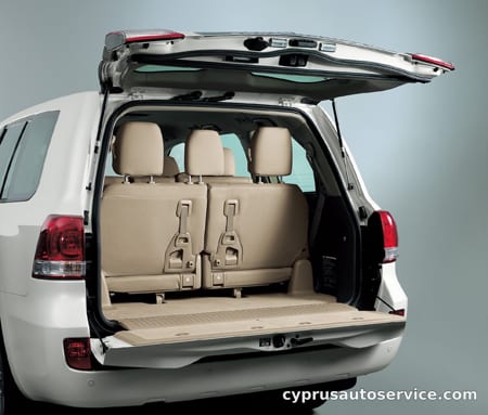 TOYOTA LAND CRUISER AX