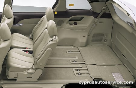 TOYOTA ESTIMA HYBRID G