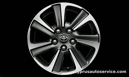 TOYOTA VOXY X