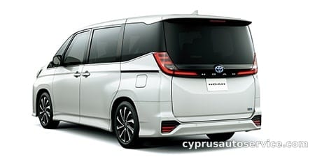 TOYOTA NOAH HYBRID S-Z
