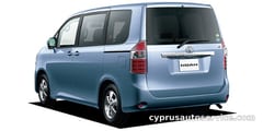 TOYOTA NOAH