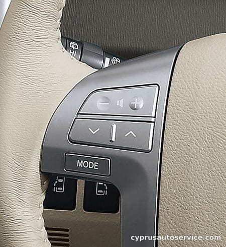 TOYOTA NOAH X L SELECTION