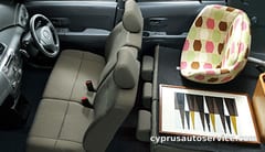 TOYOTA bB
