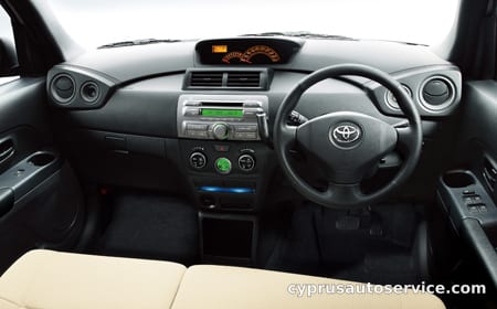 TOYOTA bB S