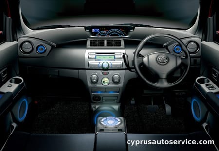 TOYOTA bB S Q VERSION
