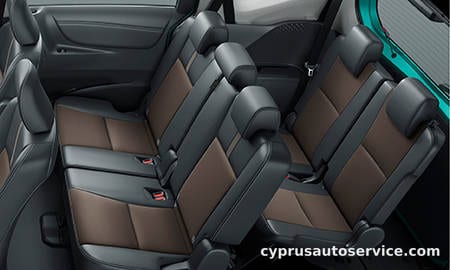 TOYOTA SIENTA G CUERO