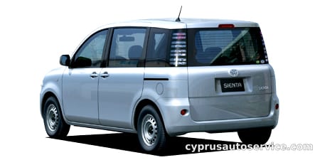 TOYOTA SIENTA X