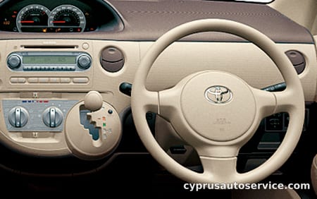 TOYOTA SIENTA G