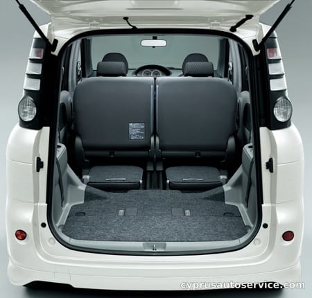 TOYOTA SIENTA G