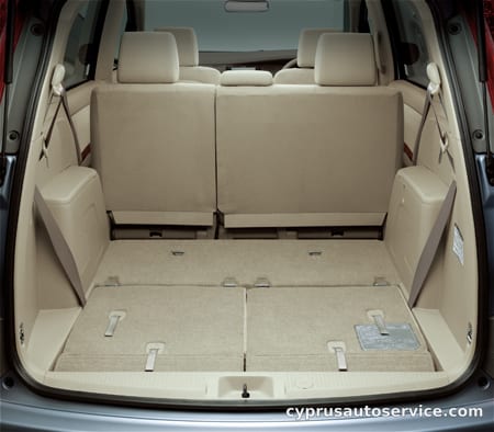 TOYOTA ISIS PLATANA