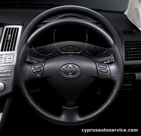TOYOTA HARRIER HYBRID BASE GRADE