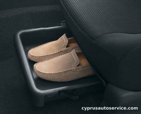 TOYOTA RUSH X