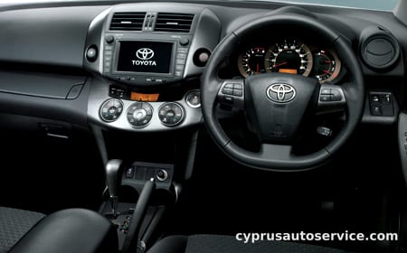 TOYOTA VANGUARD 240S