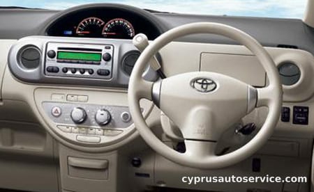 TOYOTA PORTE 150I
