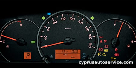 TOYOTA HIACE WAGON DX