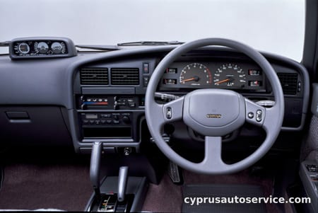TOYOTA HILUX SURF SR